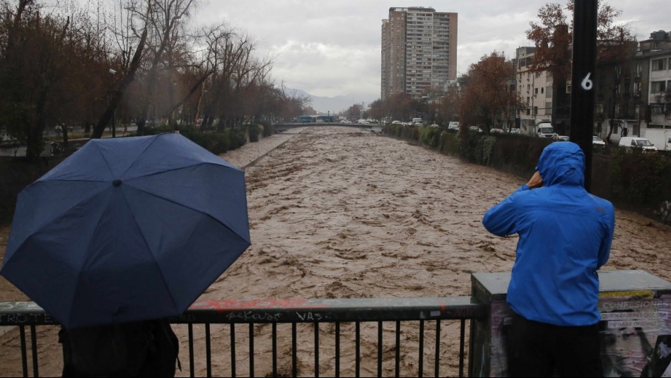 ¿A qué hora llueve? Entregan pronóstico de las zonas que se verán más afectadas por sistema frontal