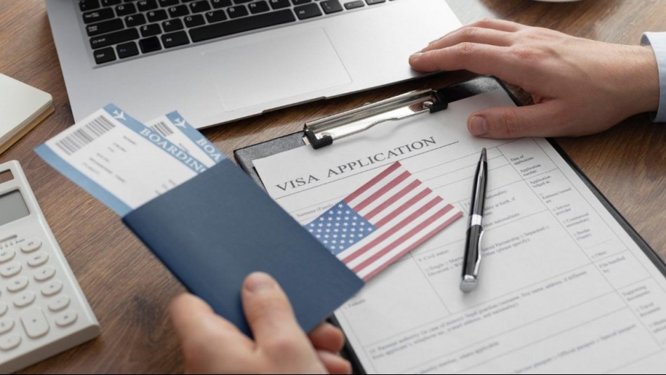 ¿Es mejor la visa Waiver o la visa de negocios y turismo para viajar a Estados Unidos?