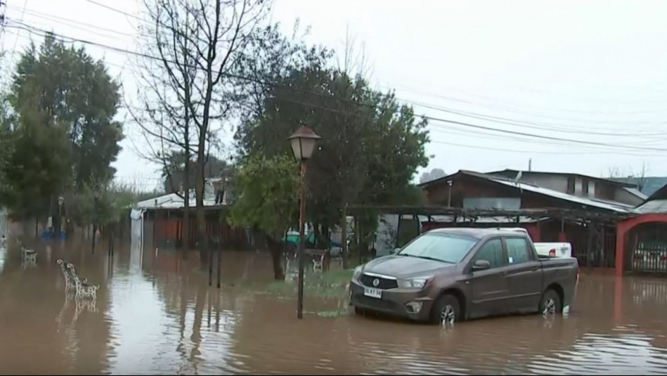 'El 90% de la población está aislada': Lluvias dejan bajo el agua a los vecinos de Santa Cruz