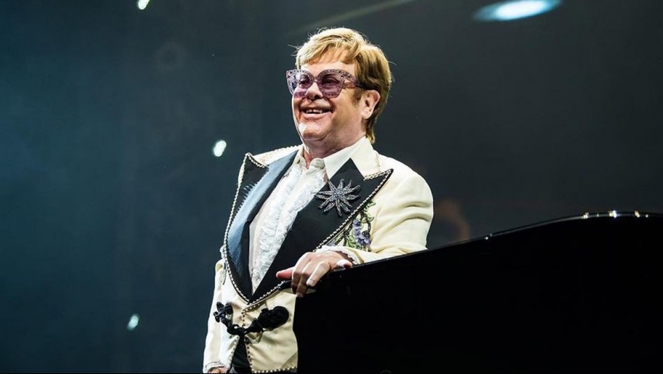 ¿Por qué hospitalizaron a Elton John? El legendario cantante se recupera tras dar un susto a sus fans