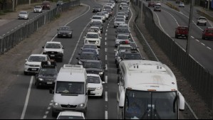 Nueva ley obliga a grabar patentes en vidrios de vehículos: ¿Cuál es el plazo para cumplir con la normativa?