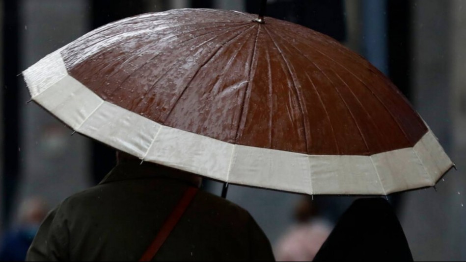 Lluvia en Santiago: Declaran Alerta Temprana Preventiva para la Región Metropolitana