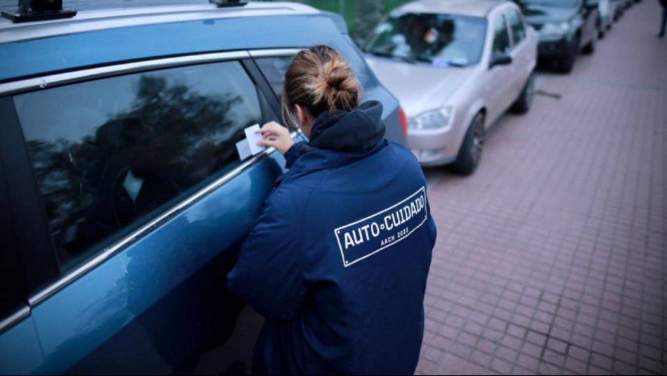 Nueva ley obliga al grabado de patente en vehículos: ¿Cuáles y cuántos son los vidrios que deben marcarse?