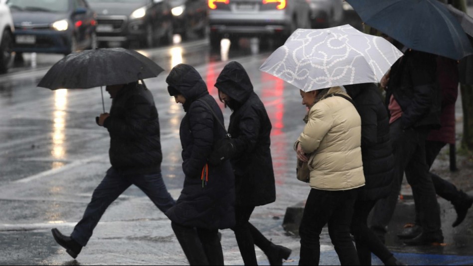 Nuevo sistema frontal traerá lluvias importantes a Santiago: Conoce cuándo habrán precipitaciones