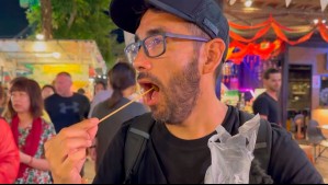 ¿Te atreverías a probarlos? César Norambuena comió gusanos y medusas en Viajando Ando