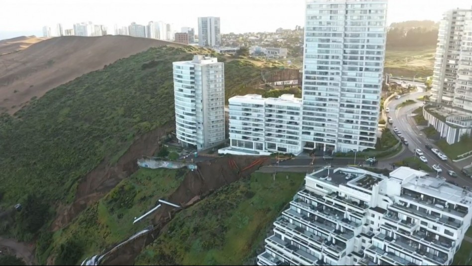 Nuevo socavón amenaza edificio Miramar en Viña del Mar: ¿Qué pasará con los departamentos?