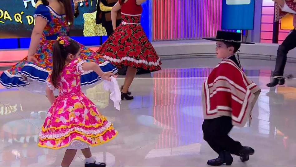 ¡Se pasaron! Mira a los 'mini' bailarines de cueca que se robaron las miradas en Mucho Gusto