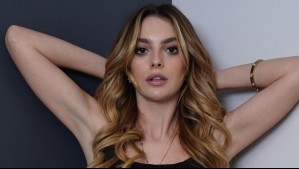 'Baja calidad': El criticado vestido con el que la protagonista de Traicionada posó en el Festival de Venecia