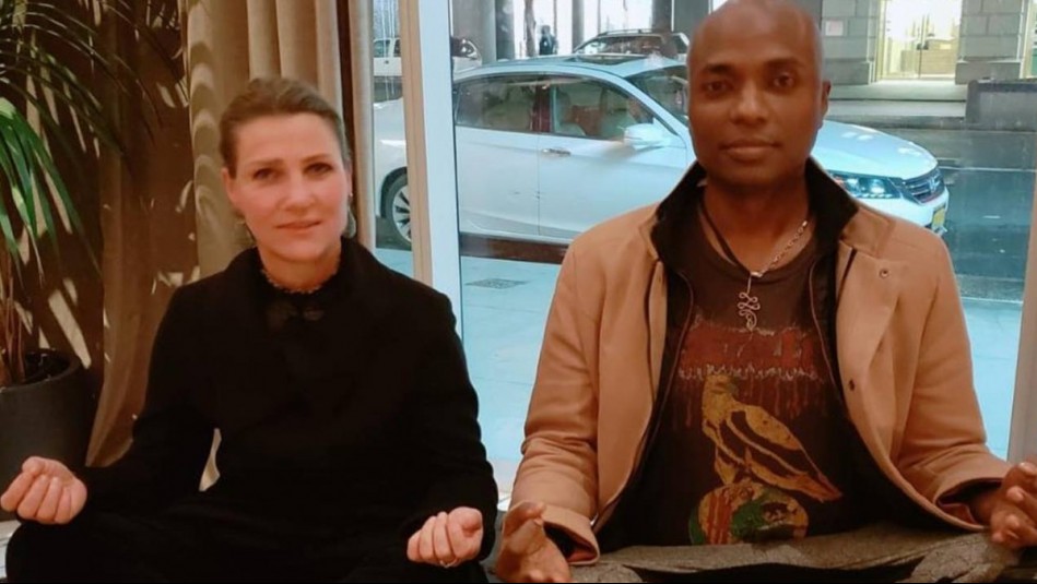 La Princesa Marta de Noruega se casa con su novio chamán: Él fue quien la apoyó al fallecer su primer marido La Princesa Marta de Noruega se casa con su novio chamán: Él fue quien la apoyó al fallecer su primer marido