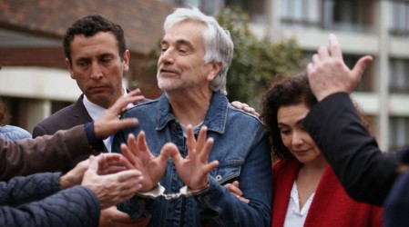 Gonzalo y Javiera lo defienden: Arturo es detenido por la policía en Generación 98