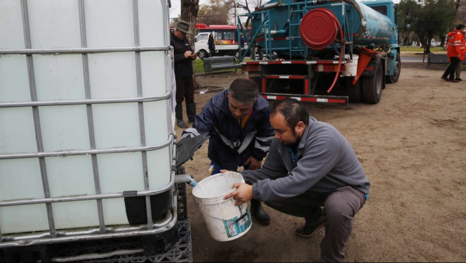 ¡Para no confundirse! Revisa cuándo se hará el corte masivo de agua en seis comunas de la Región Metropolitana
