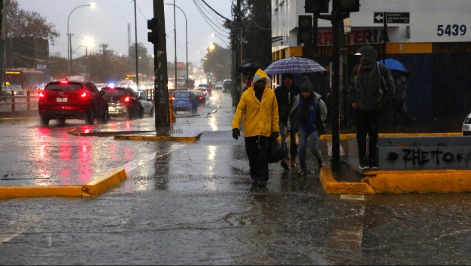 Pronostican nuevas precipitaciones para la región Metropolitana: ¿Cuándo volverá a llover en Santiago?