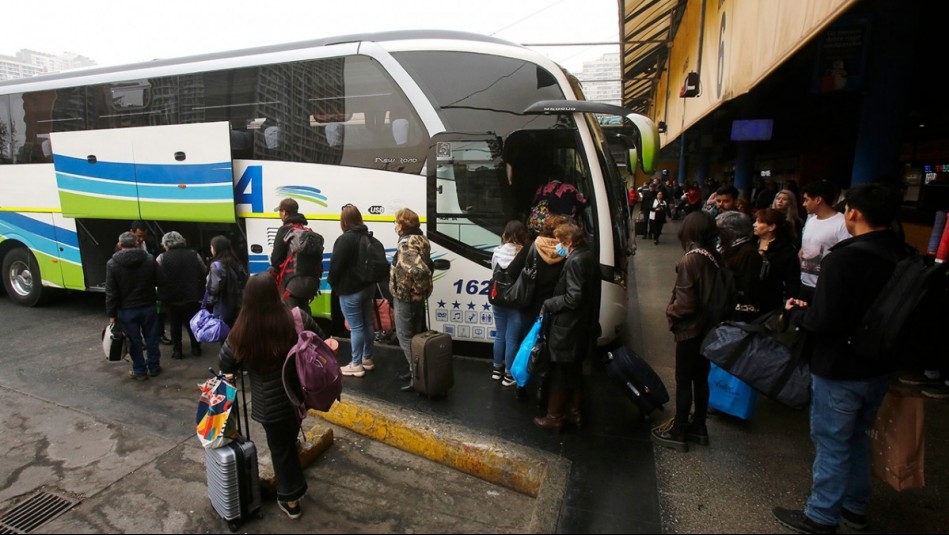 ¡Pasajes a $999 pesos! Conoce la nueva línea de buses 'low cost' que llega a Chile