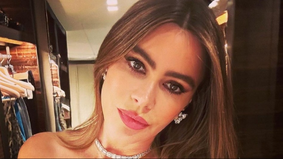 'Te ves más joven': Sofía Vergara se toma selfie en la bañera y se muestra sin una gota de maquillaje