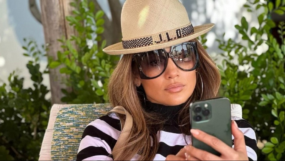 Jennifer Lopez se luce con un rompedor look blanco de casi 9 mil dólares