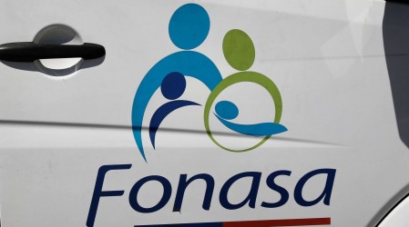 ¡Atención, afiliados a Fonasa! Esta es la lista de beneficios que pueden acceder los cotizantes en octubre