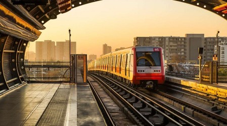 Ya está operativo: Metro de Santiago tuvo suspensión temporal del servicio en estaciones de Línea 4