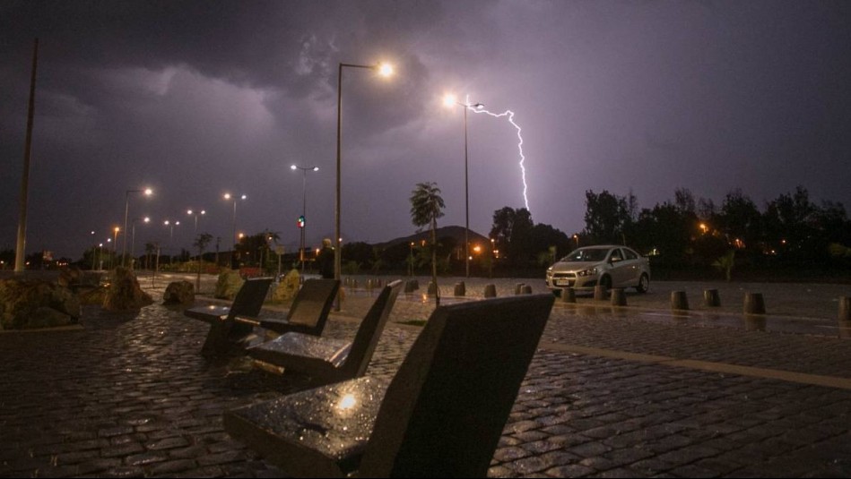 ¿Continuarán las tormentas eléctricas? Jaime Leyton detalla el pronóstico del tiempo para este fin de semana