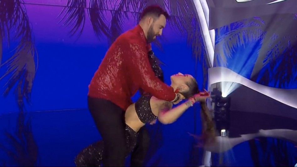 Así fue la aplaudida presentación de baile de Francisca Gómez y Daniel Silva en Teletón 2023