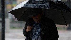 ¿Llueve o no este viernes? Confirman las sectores y horas en que comienzan las precipitaciones en Santiago