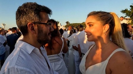 ¡Faltaron los anillos! Dani Urrizola y César renovaron sus votos en especial ceremonia masiva en Aruba