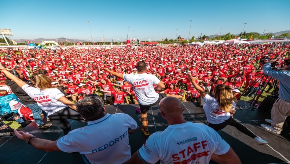 En San Bernardo: Más de 2.700 personas participaron de una nueva 'Jornada Deportiva en Familia' de Carozzi