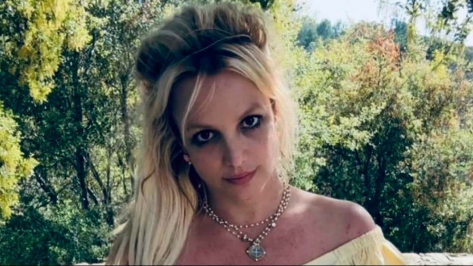 Captan a los hijos de Britney Spears en una playa en Hawái: Impresionan por lo grande que están