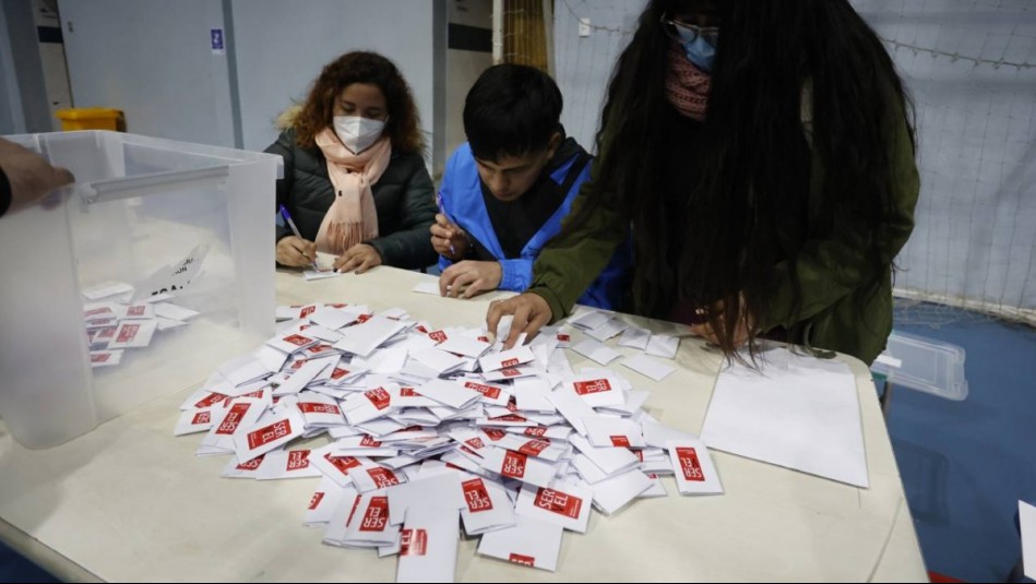 Plebiscito Constitucional: ¿Cuál es el plazo y motivos para excusarse de ser vocal de mesa?