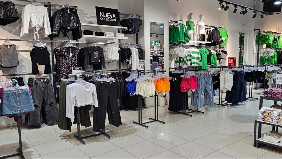 En tiendas, sitio web y App: Corona realiza venta de vestidos y shorts a $5 mil pesos