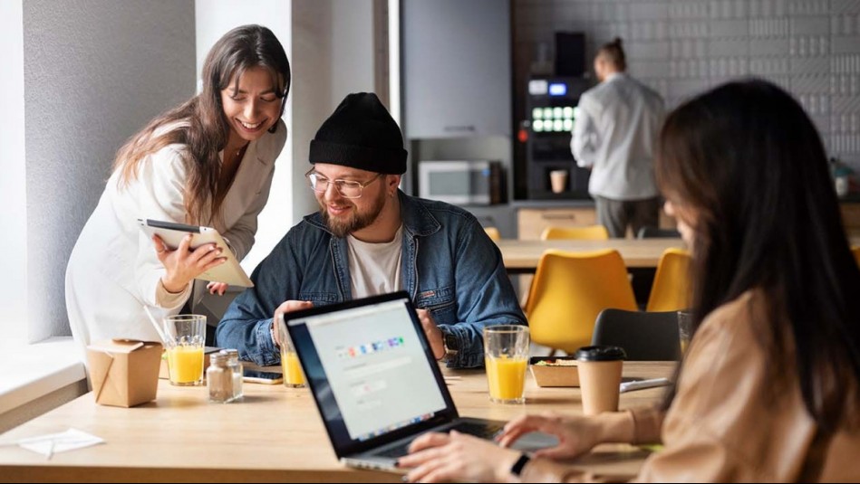 El 17 de diciembre cierran las postulaciones a las becas Talento Digital Sence: Revisa las 13 especialidades