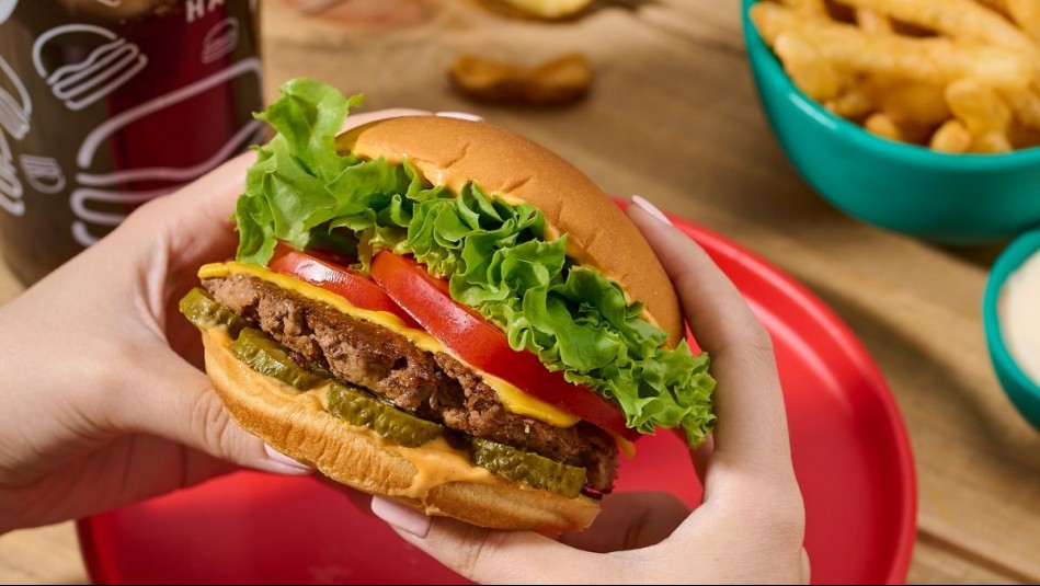 Certificados como empresa B:  Just Burger busca reducir su impacto ambiental a través de prácticas sostenibles