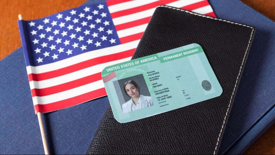 ¿Cómo pedir la Green Card de Estados Unidos si tengo una visa de turista?
