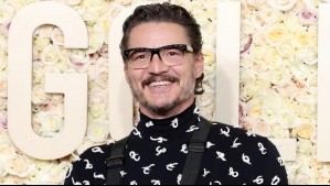 "Me saqué...": La explicación de Pedro Pascal tras asistir con cabestrillo a los Globos de Oro