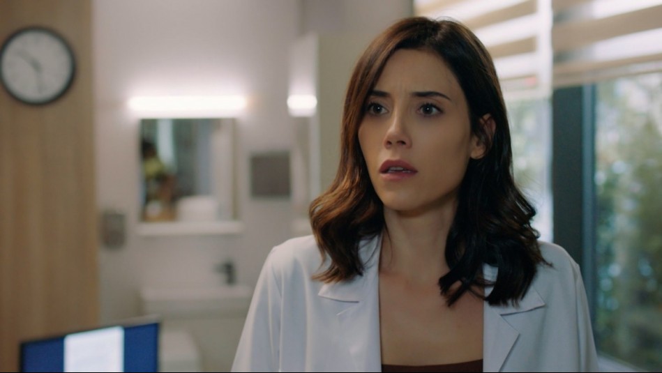 Traicionada - Capítulo 7: Asya es chantajeada por Selcuk