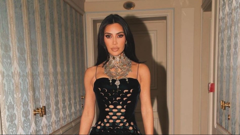Kim Kardashian muestra lesiones en su piel: ¿qué enfermedad padece?