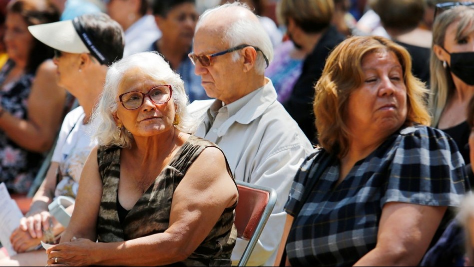 Bonos para adultos mayores: Conoce los que se entregan este 2024