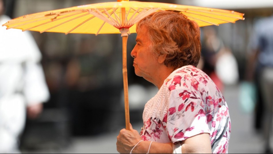 'Podría llegar a 40° C': Anuncian nuevo golpe de calor para Santiago y zona centro sur en los próximos días