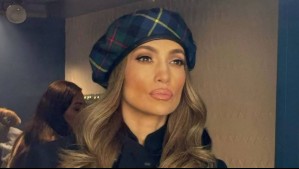 "Jenny from The Block": Jennifer Lopez luce un enterito de seda negro y fans aseguran que detuvo el tiempo