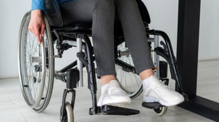 Revisa cómo postular a las ayudas técnicas del SENADIS para personas con discapacidad