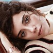 Cansu Dere, la estrella de Traicionada y Madre, deja claro que se siente feliz siendo soltera, pues vive en paz con su soledad y disfrutando de sus amigos.