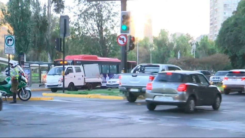 'Súper Lunes': Mucho Gusto toma el pulso en las calles de Santiago en la vuelta a clases y al trabajo