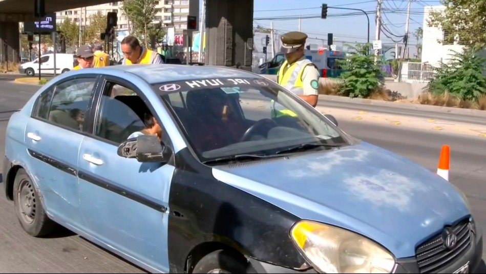 ¡Récord histórico!: Fiscalizan a conductor con más de 800 multas impagas en Ñuñoa