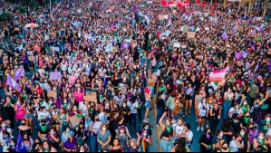 Estos serán los desvíos y cortes de tránsito en Santiago por marcha conmemorativa del Día de la Mujer