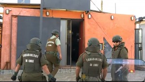 Carabineros realiza operativo para clausurar locales clandestinos en toma de Camino a Melipilla