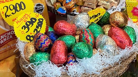 ¿Qué deben cumplir los huevitos de Pascua para que se consideren como chocolate?