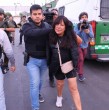 La mañana de este lunes 1 de abril, tres personas resultaron heridas tras un ataque a disparos de una mujer en el Mercado Mayorista Lo Valledor. De acuerdo a Carabineros, la detenida es chilena y mantiene antecedentes penales.
