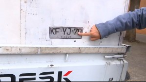 '¿Está pintada o es un sticker?': La insólita patente de camioneta en fiscalización en Estación Central