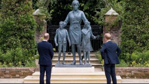 43 años después, así luce el vestido de novia de "repuesto" de Lady Di: ¿Por qué diseñaron un traje adicional?