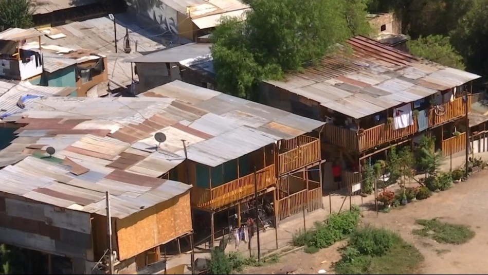 'Barrio sin ley' en Quinta Normal: Armas, delincuencia y ruidos molestos en toma Yungay