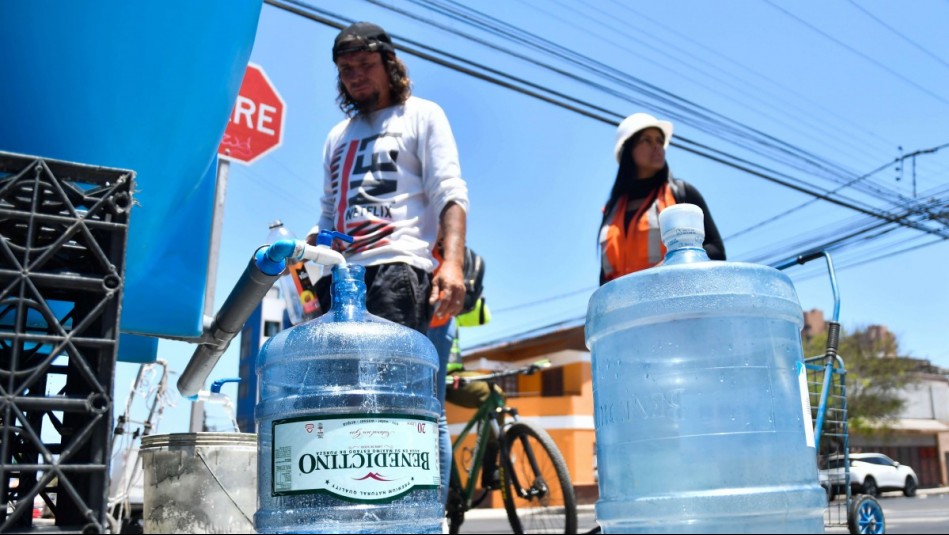 Corte de agua en Providencia y Ñuñoa: Revisa los puntos de abastecimientos